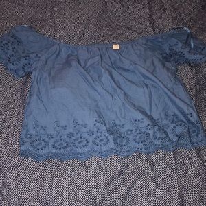 cropped off the shoulder shirt